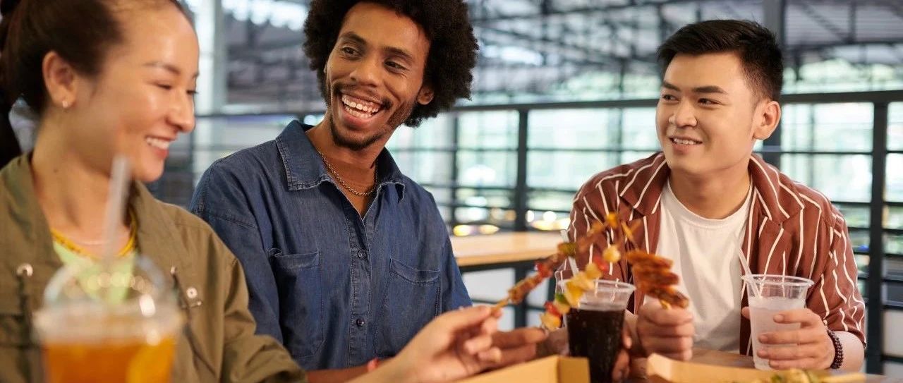年輕人逆襲！食飲品牌如何及時(shí)捕捉α世代和Z世代人群機(jī)會(huì)