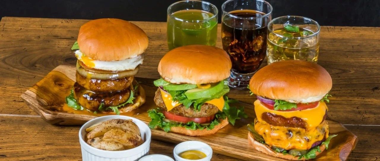 從可口可樂(lè)到麥當(dāng)勞，美國(guó)食飲巨頭如何打破經(jīng)濟(jì)寒冬？