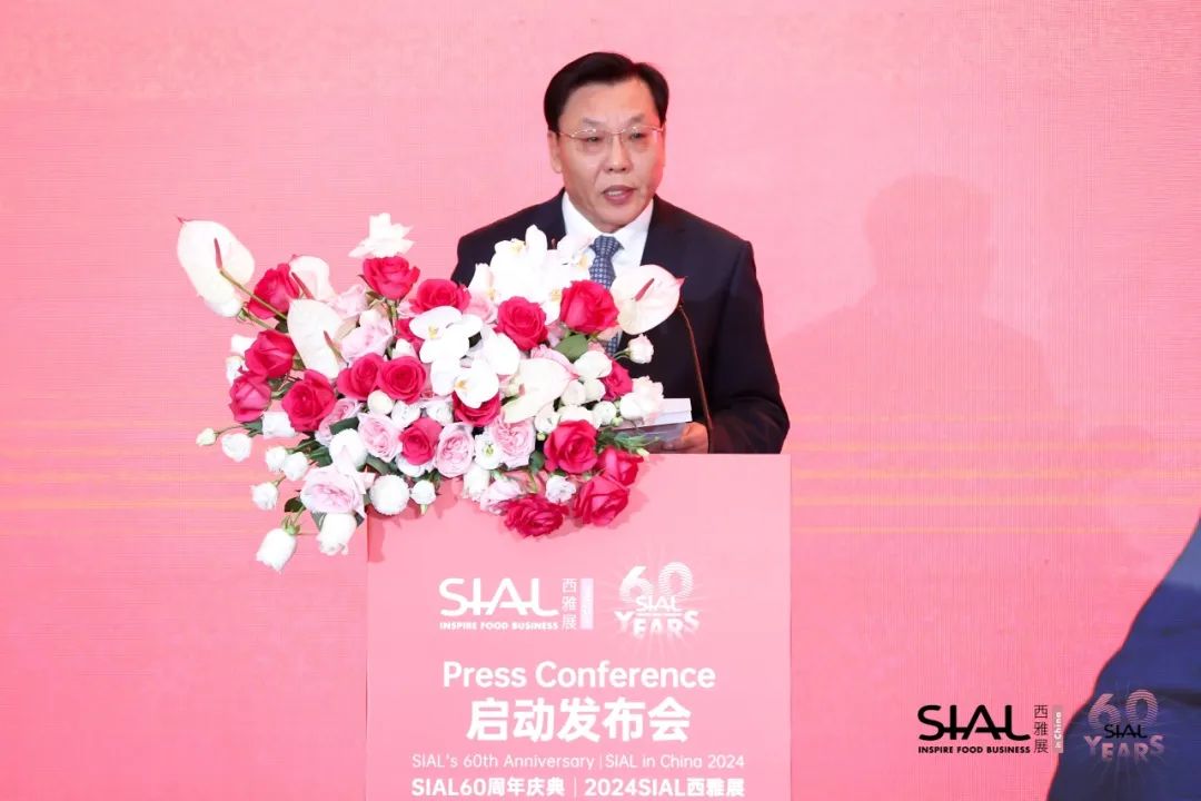 中國商業(yè)聯(lián)合會黨委副書記、執(zhí)行會長王民