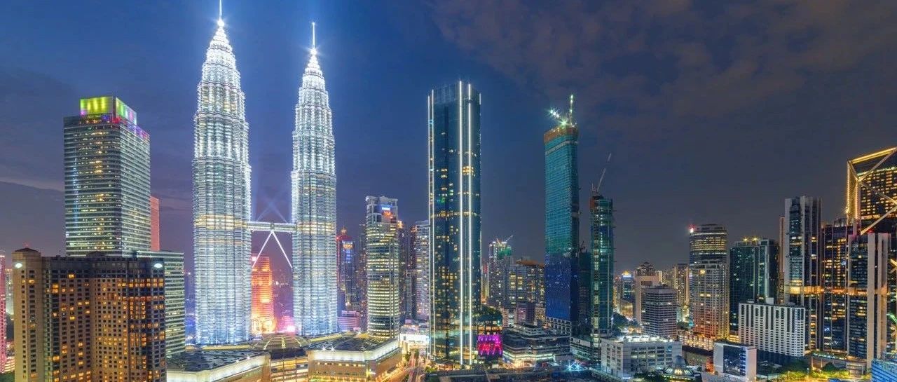 馬來西亞風(fēng)味美食來了！脆皮奶油泡芙、辣木咖啡、金菠蘿塔球、鳳尾魚辣醬…更多南洋風(fēng)味等你來解鎖~